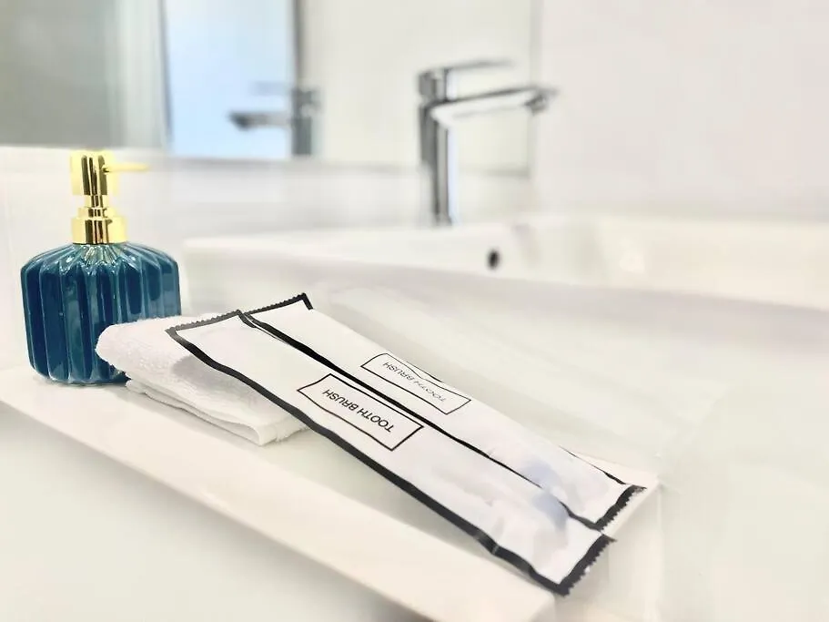 Beacon Executive Suites #Luxury #Skypool #Georgetown #4Pax #2Br 2Bath #1Queen 2Single #Quality Well Maintained #Private Host Apartment George Town