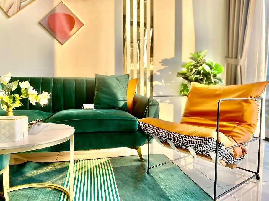 Beacon Executive Suites #Luxury #Skypool #Georgetown #4Pax #2Br 2Bath #1Queen 2Single #Quality Well Maintained #Private Host Apartment George Town